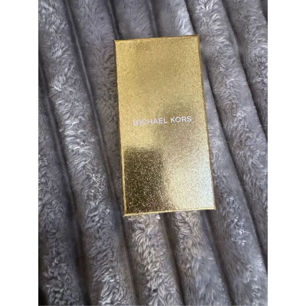 ️MK michael kors boxed pave circle logo  KEYCHAIN bag charm silver siganture